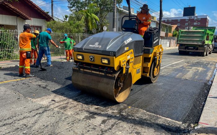 Pacote de sete lombadas deve ser concluído nesta sexta-feira (Foto: Divulgação/PMBC)