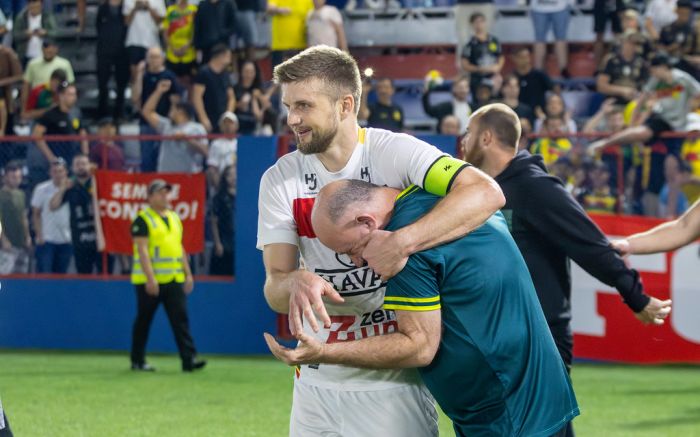 Alemão fez mais de 200 partidas pelo Marreco e estava disputando a Série C (Foto: Divulgação/Brusque)