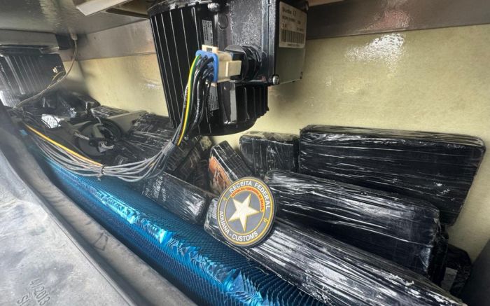 Droga estava escondida em condensador de contêiner refrigerado