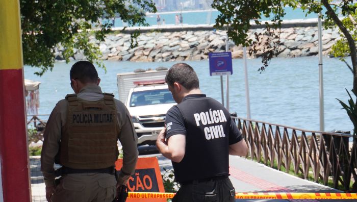 Entrada do homem foi detectada pelas câmeras à 0h45 de segunda-feira (Foto: João Batista) 