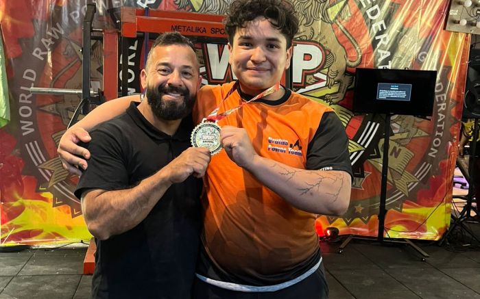 Legenda: Com apenas 21 anos, Ronald Monteiro vence campeonato e vai competir na Argentina (Foto: Divulgação)