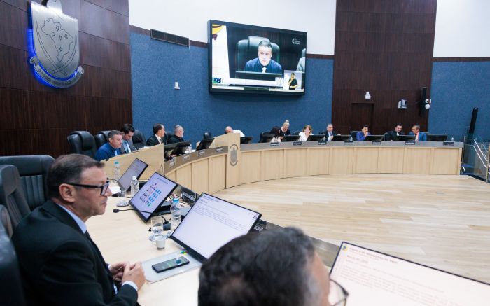 Conselho das Entidades cobra transparência na discussão sobre o aumento de cadeiras no legislativo (Foto: Davi Spuldaro)