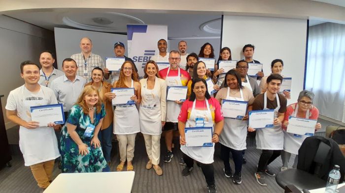 Regional da Foz do Itajaí atuou em frentes distintas: da alta tecnologia logística com o projeto Rotas para Inovação à geração de renda imediata com o projeto Padaria Artesanal, reconhecido pelo Sebrae Nacional