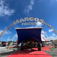 Mirage Circus estreia em BC com patrocínio do Komprão