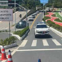 Passageiro morre dentro de carro na Estrada da Rainha