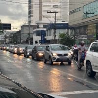 BR 101, ferry boat e principais avenidas da região congestionados