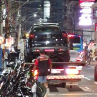 Motorista nega bafômetro e PM acha munições dentro do carro na Brava