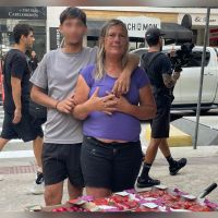 Adolescente diz que amassou morangos que vendia ao ver mãe ser agredida por fiscais