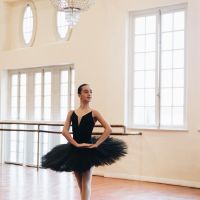 Bailarina de Itajaí embarca para a “Olimpíada do Ballet” em Berlim