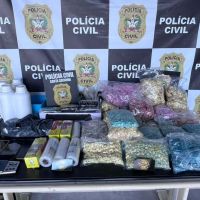 Polícia desmonta esquema milionário de drogas e prende 16 em Itajaí e região
