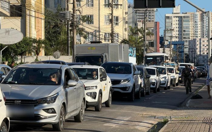 Jogo do Marinheiro trava o centro de Itajaí
