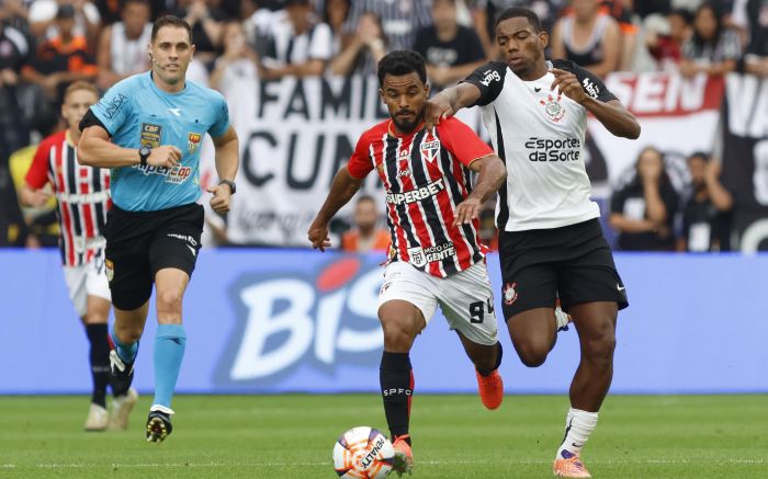 No primeiro clássico do ano, Timão e Tricolor ficaram no 1 a 1 em Itaquera