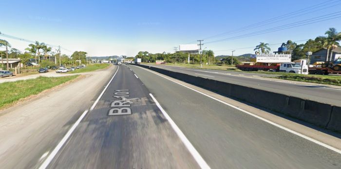 Atropelamento foi no km 98 da BR 101 (Foto: Ilustrativa/Google Street View)