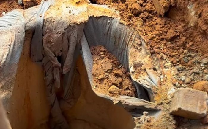 Legenda: Moradores que não conectarem esgoto no sistema de tratamento poderão sofrer notificação e multa (Fotos Prefeitura / Divulgação)