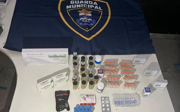 Motorista foi preso em flagrante nas proximidades da rodoviária de Itajaí (Foto: Divulgação/GMI)