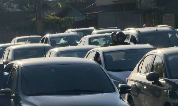 Centro de Itajaí tá com trânsito pesado