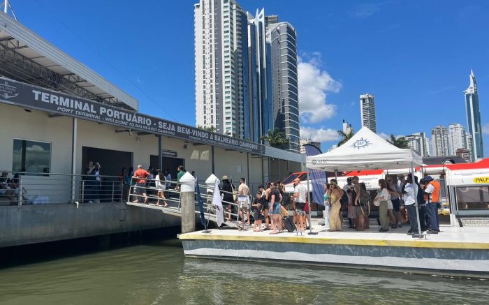 O DIARINHO embarcou no MSC Preziosa direto da Barra Sul (Foto: Ana Zigart)