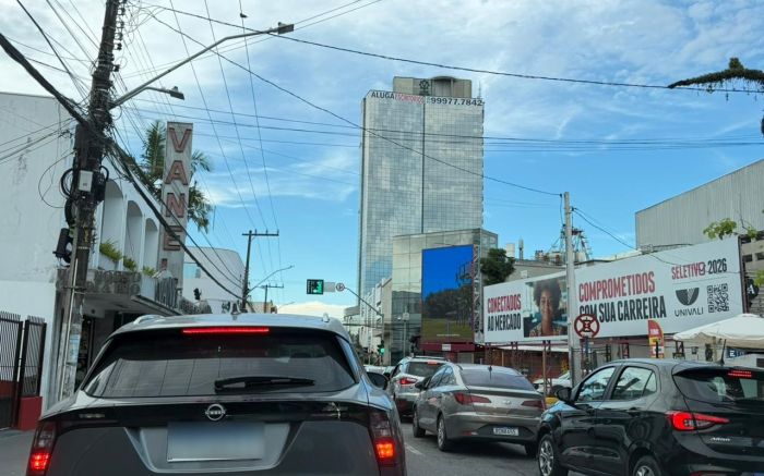 Sete de Setembro tá completamente travada