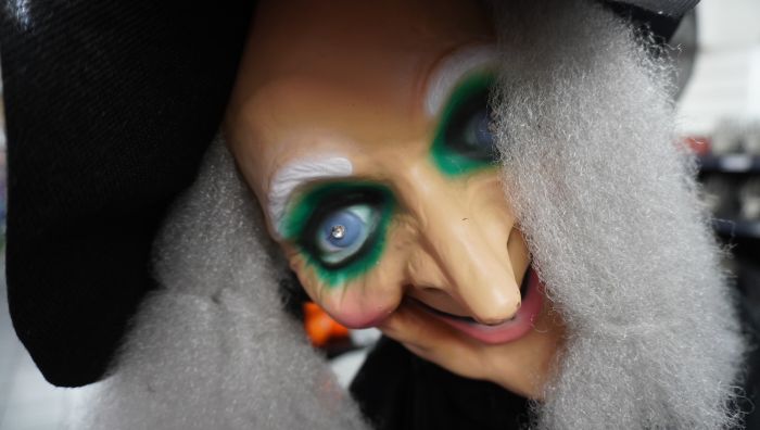 Proibição de Halloween na rede estadual foi considerada inconstitucional; outros projetos polêmicos viraram lei