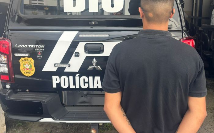 Prisão foi feita após troca de informações com o sistema penitenciário do Paraná (Foto: Divulgação/PCSC)