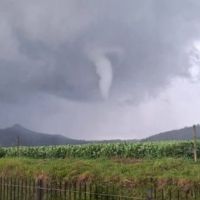 Após chuva forte, granizo e apagão, temporais podem se repetir hoje