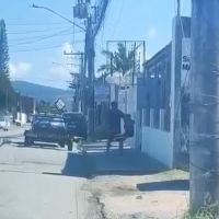Homem é esfaqueado em briga com vizinho em Cordeiros