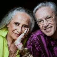 Caetano Veloso e Maria Bethânia vencem Grammy com álbum ao vivo