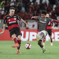 Flamengo tenta espantar má fase contra o Internacional no Maracanã