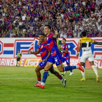 Marcílio faz promoção de ingressos para jogo contra o Carlos Renaux