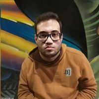 Bar acomoda cadeirante no corredor e grupo vai embora de festa por falta de acessibilidade