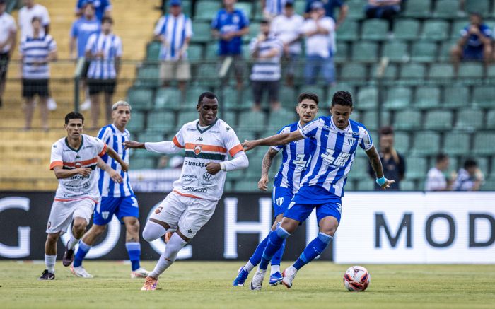 Avaí venceu o confronto de ida por 2 a 1 no Scarpelli (Foto: Fabiano Rateke/Avaí)