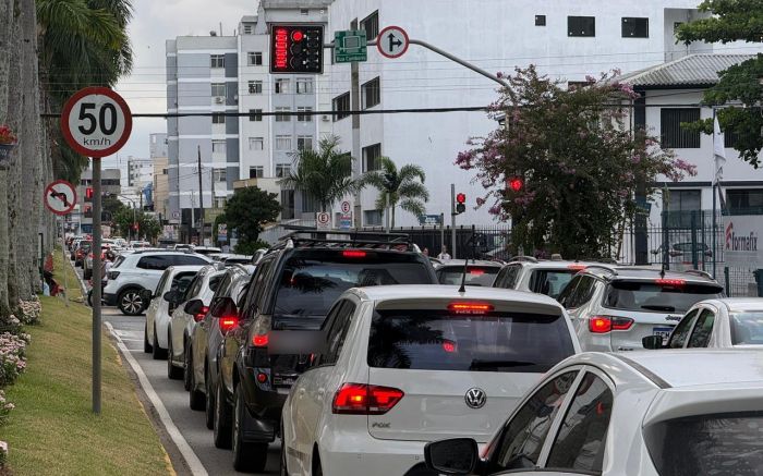 Caminho pra BC, pela Osvaldo Reis, tá com filas