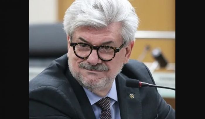 Decisão foi tomada nesta terça; ministro está em licença médica desde a semana passada