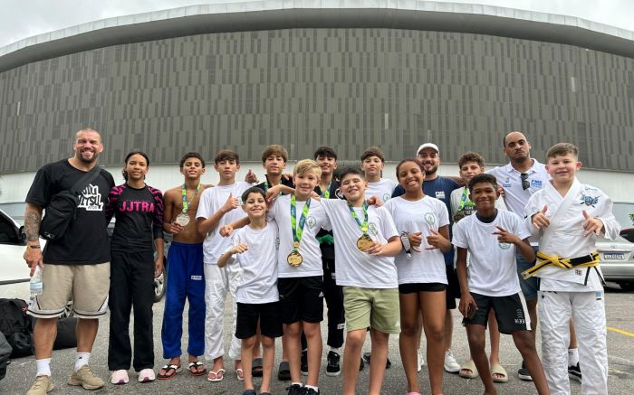 Delegação de Balneário Camboriú participou da competição com 17 atletas (Foto: Divulgação)