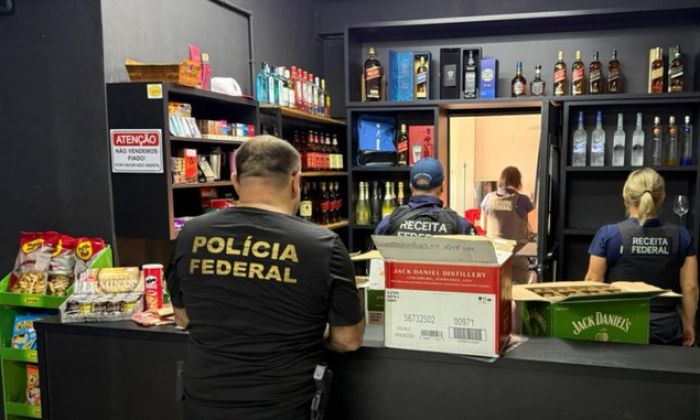 Veículos e imóveis dos investigados foram sequestrados durante a operação (Foto: Divulgação/PF)