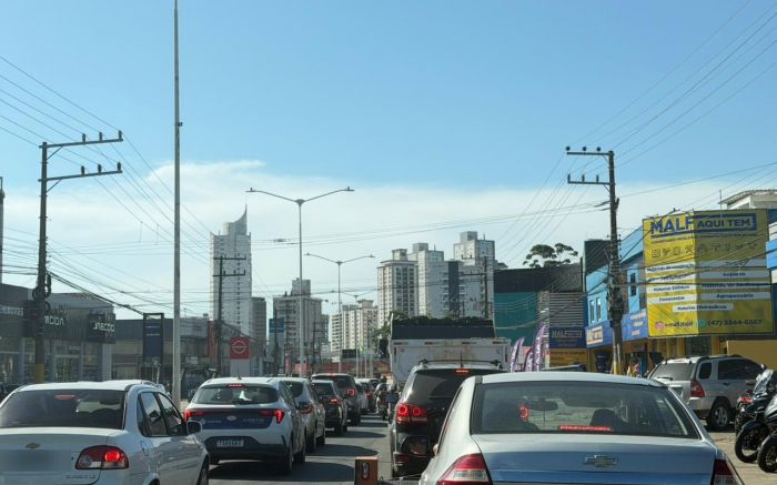 Avenida Brasil é o pior ponto de tranqueira