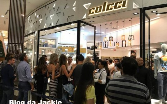 Calvin Klein Jeans inaugura no Balneário Shopping