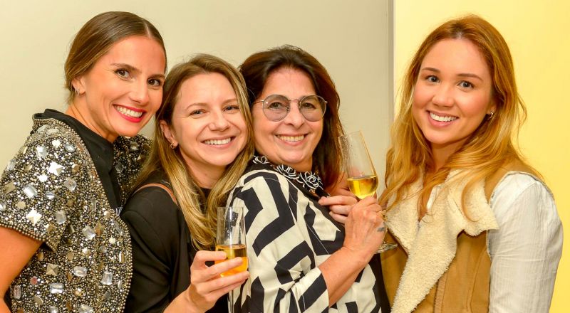 BÁRBARA MILDEMBERG, LIAH GOMES, MARISTELA BUSNARDO e JULIA PERCAROLLO BICAS