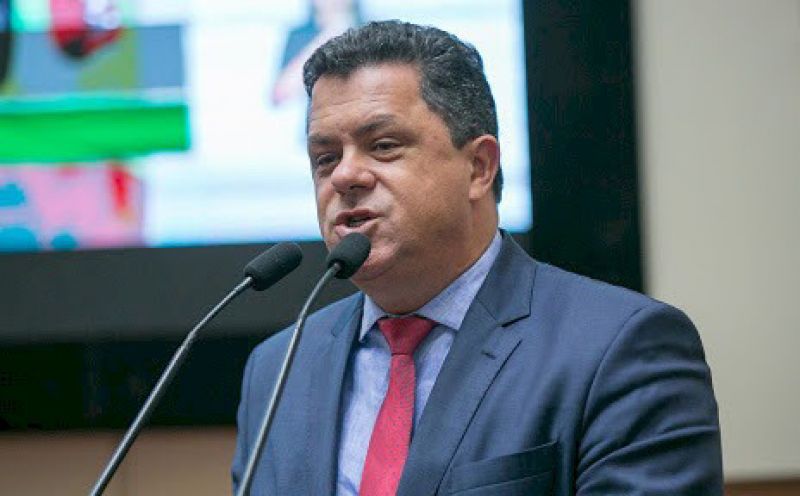 Uma ação de 20 anos envolvendo a Casan, a prefa de Penha e o advogado e deputado estadual entisicado e bocudo, Ivan Naatz (PL), pode acabar em acordo  (foto: divulgação)