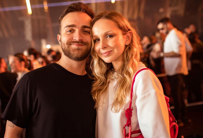 Caio Amaral e Laura Squersato curtindo o agito do Surreal Park, em Camboriú (foto: divulgação)