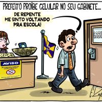 Proibido celular no gabinete