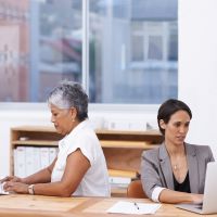 Mulheres podem se aposentar com 55 anos? Sim. E a lei garante isso