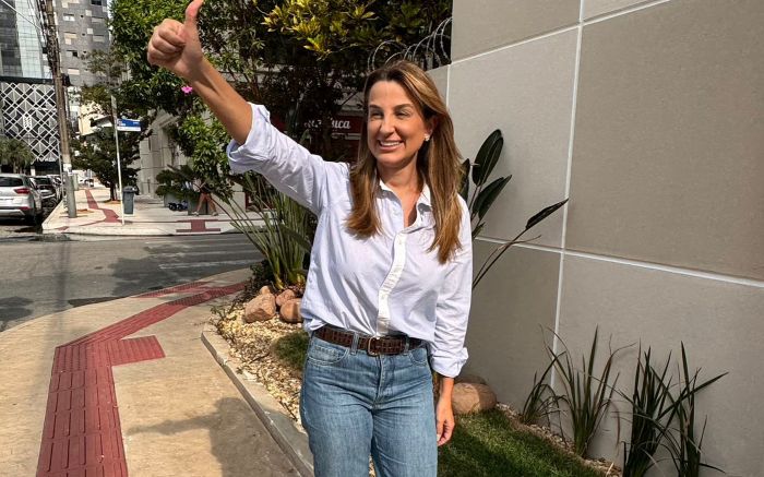 Juliana virou pranilheira pra conter abusos com atestados