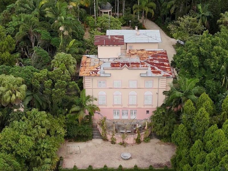O empresário Luciano Hang apresentou as primeiras imagens do projeto para a histórica casa do cônsul Carlos Renaux no complexo da antiga fábrica Renaux, em Brusque
