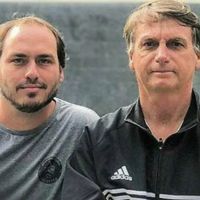 Carlos Bolsonaro candidato ao Senado em Santa Catarina?