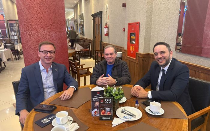 JC almoça com chefões da OAB