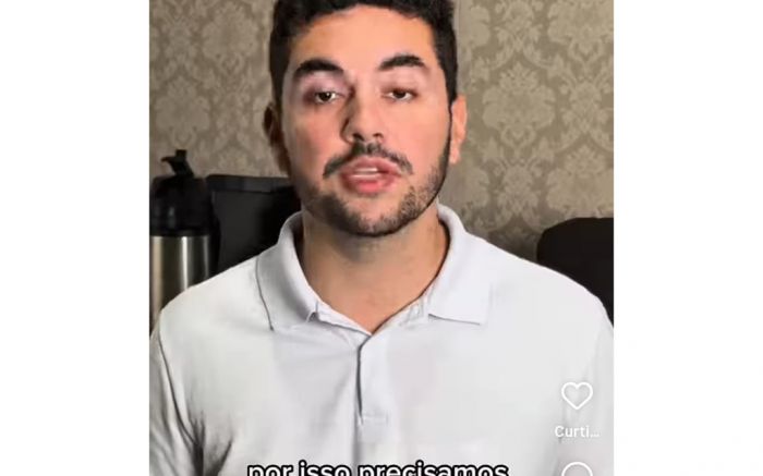 Presidente da Câmara promove censura
