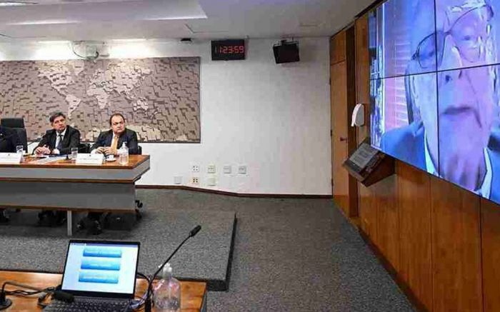 A difícil missão dos senadores
