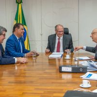 Amin falou a Alckmin que tem medo de “negócios com russos"