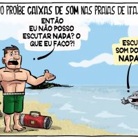 Caixas de som nas praias de Itajaí